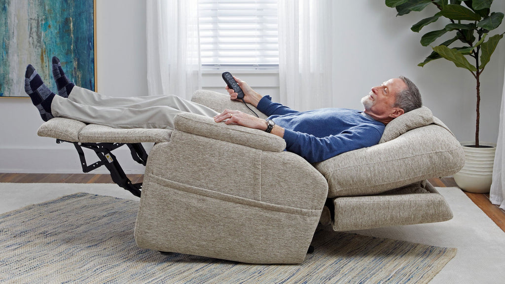 Cozyfocus MacZcliner Light Tan P5 Lift Chair | Heat & Massage